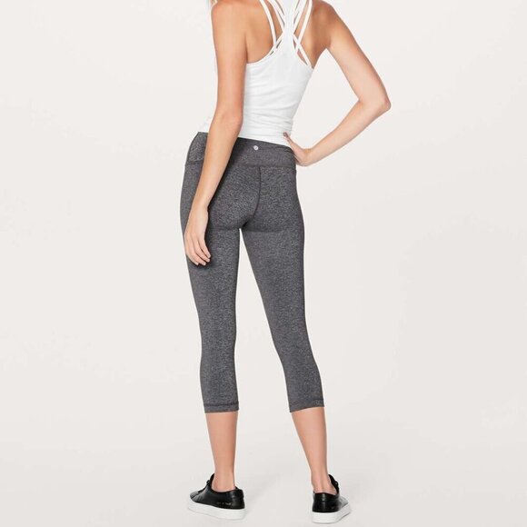 Lululemon Wunder Under Crop (Hi-Rise) *Luxtreme 21" Heathered Black- Size 10 - Picture 3 of 13